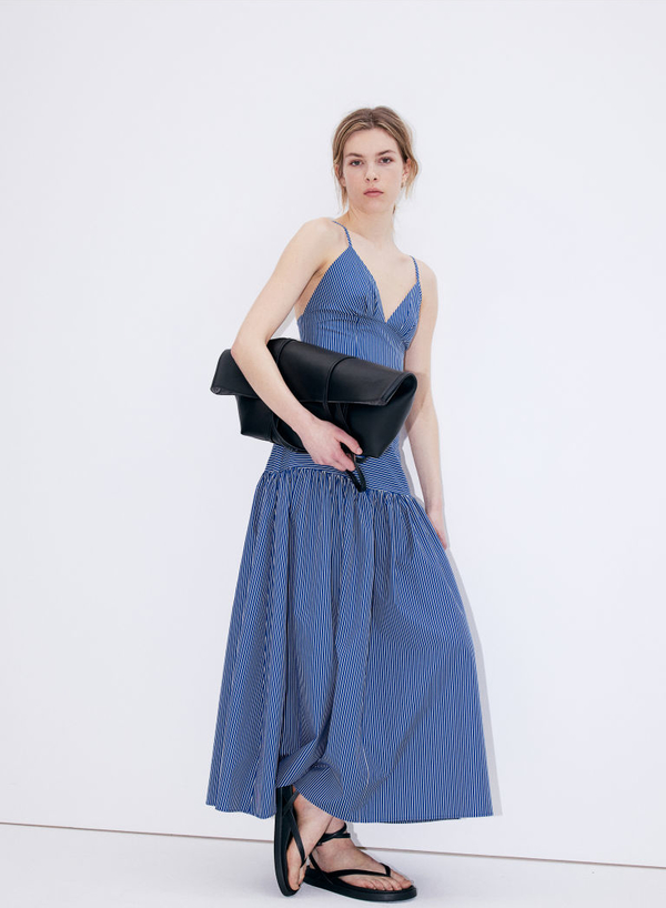 Niebieska spódnica H & M midi w stylu casual
