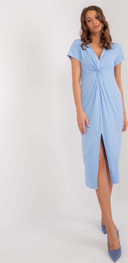 Niebieska sukienka 5.10.15 z krótkim rękawem midi z dekoltem w kształcie litery v