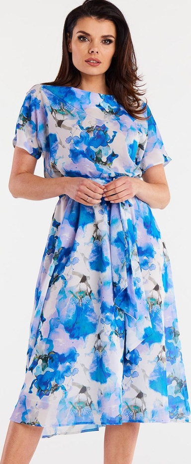 Niebieska sukienka Awama z szyfonu z krótkim rękawem z okrągłym dekoltem