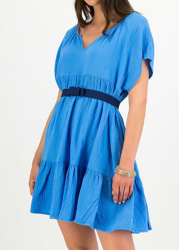 Niebieska sukienka blutsgeschwister z krótkim rękawem w stylu casual z bawełny