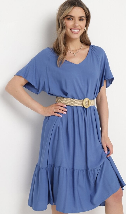 Niebieska sukienka born2be w stylu casual z dekoltem w kształcie litery v
