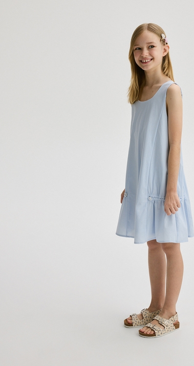 Niebieska sukienka dziewczęca Reserved z tkaniny