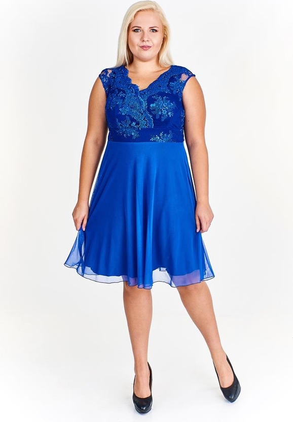 Niebieska sukienka Fokus rozkloszowana z dekoltem w kształcie litery v