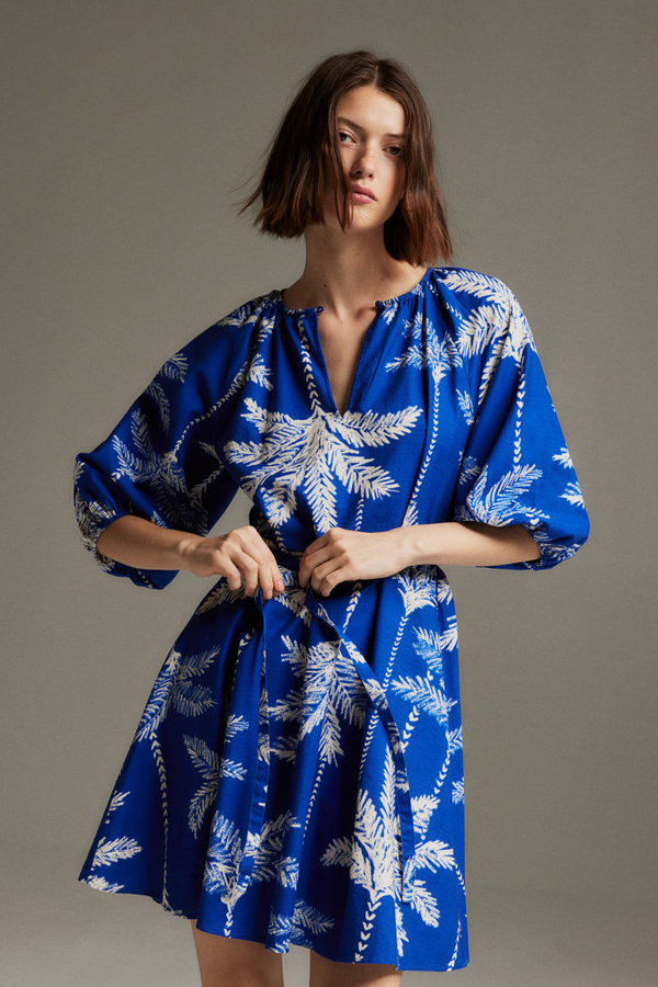 Niebieska sukienka H & M w stylu casual z dekoltem w kształcie litery v