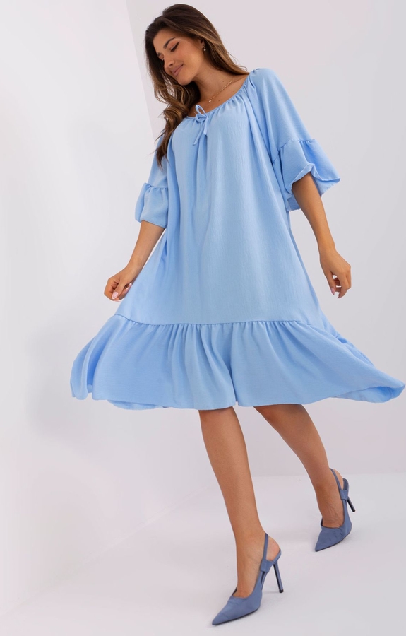 Niebieska sukienka ITALY MODA oversize z długim rękawem mini