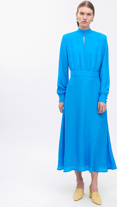 Niebieska sukienka Ivy Oak maxi z długim rękawem