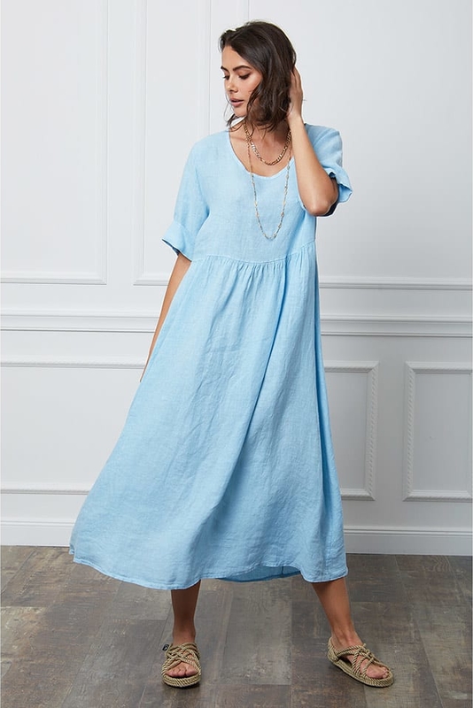 Niebieska sukienka La Compagnie Du Lin w stylu casual z długim rękawem z lnu