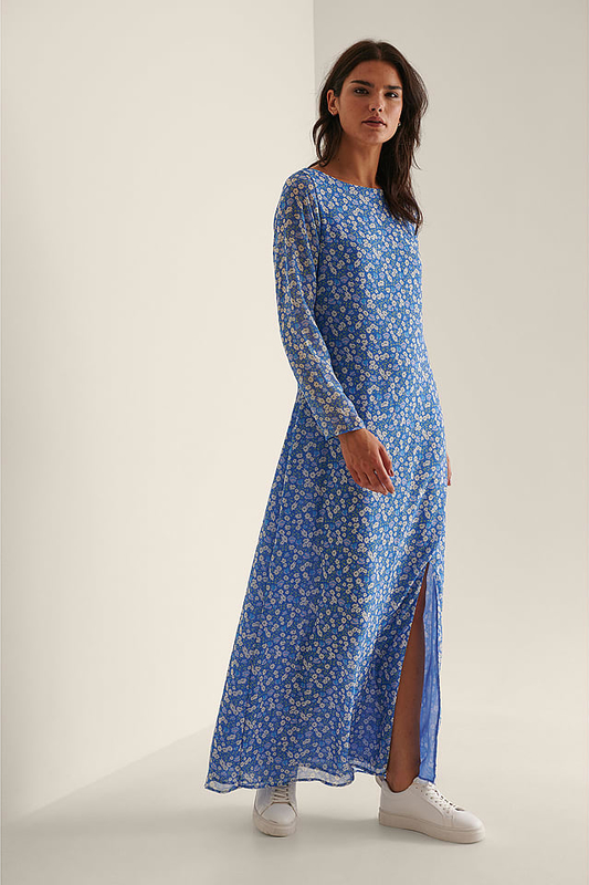 Niebieska sukienka NA-KD z długim rękawem maxi w stylu casual