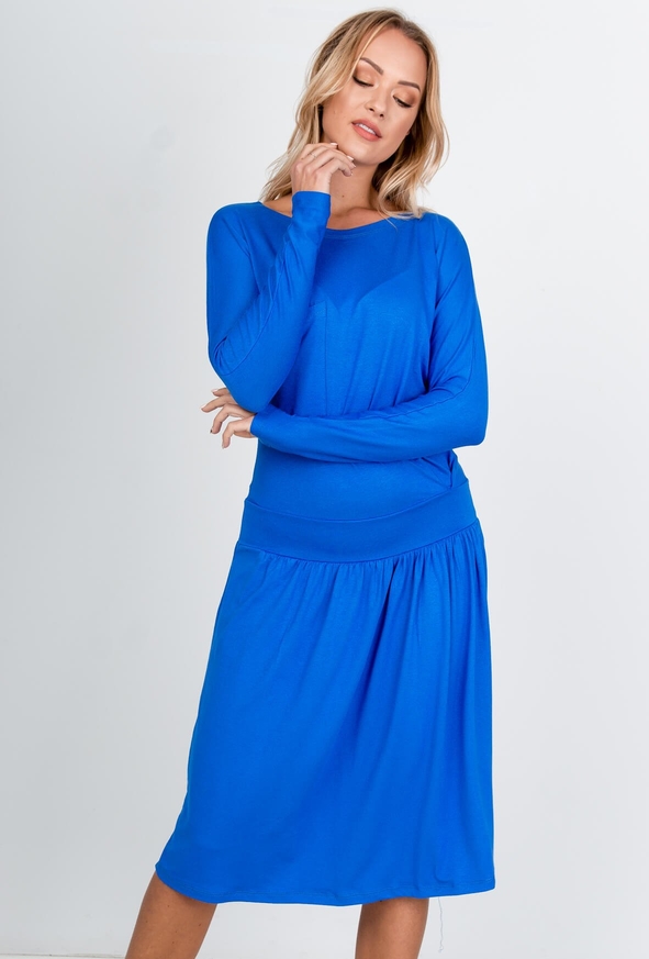 Niebieska sukienka ZOiO.pl z długim rękawem