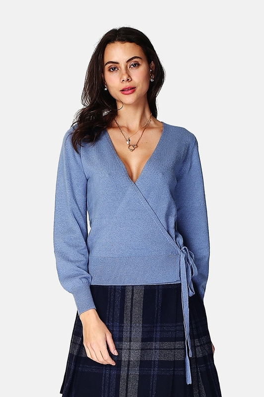 Niebieski sweter ASSUILI