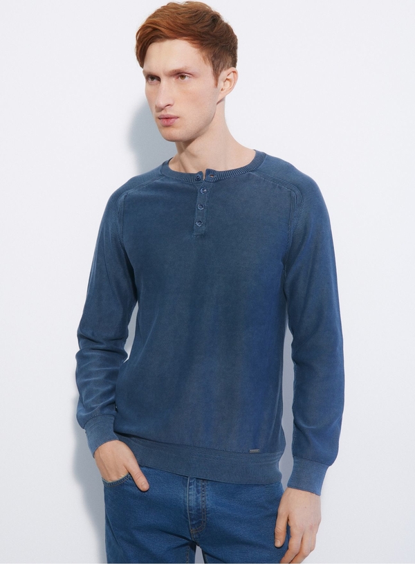 Niebieski sweter Ochnik w stylu casual z bawełny z okrągłym dekoltem