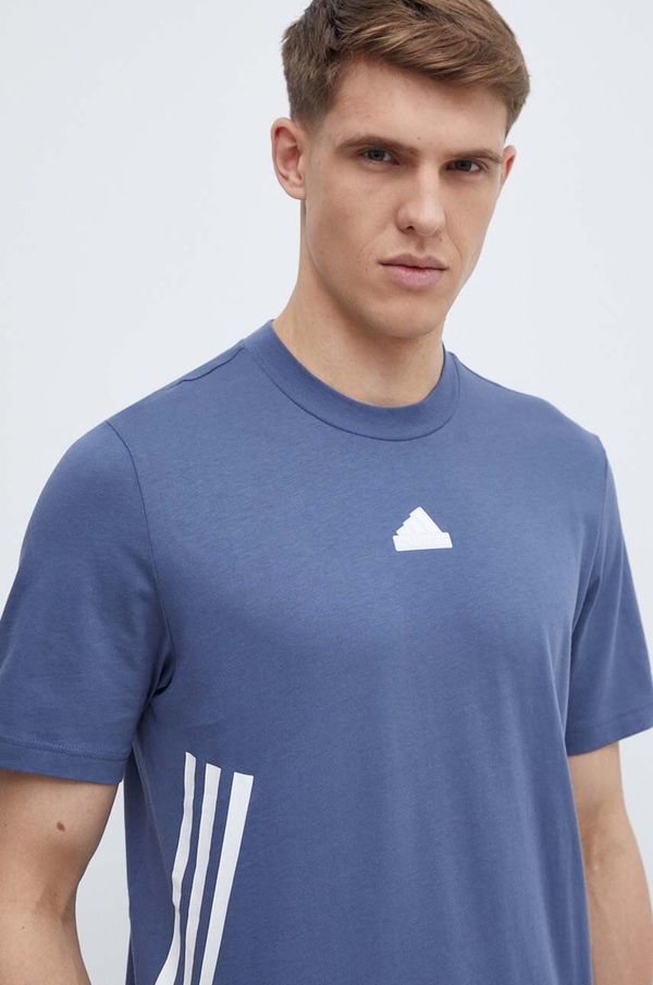 Niebieski t-shirt Adidas w sportowym stylu z bawełny