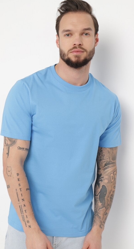Niebieski t-shirt born2be w stylu casual z bawełny