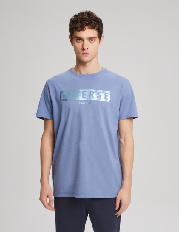 Niebieski t-shirt Diverse w młodzieżowym stylu z krótkim rękawem