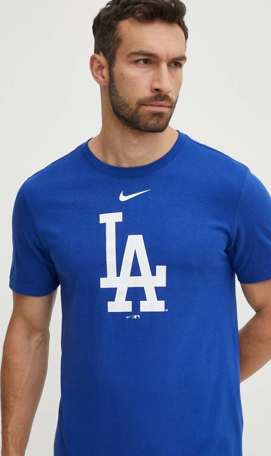 Niebieski t-shirt Nike z krótkim rękawem z nadrukiem