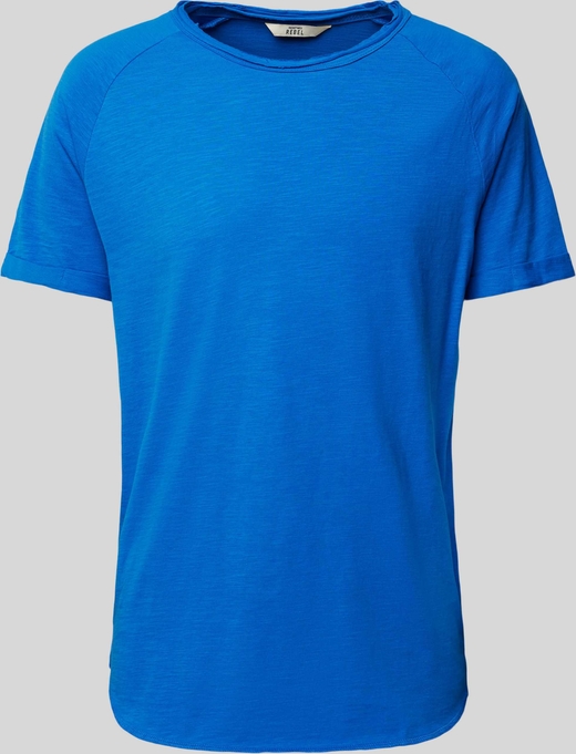 Niebieski t-shirt Redefined Rebel w stylu casual z bawełny