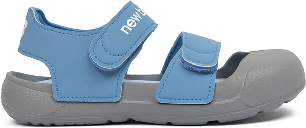 Niebieskie buty dziecięce letnie New Balance na rzepy