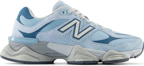 Niebieskie buty sportowe New Balance sznurowane w sportowym stylu z płaską podeszwą