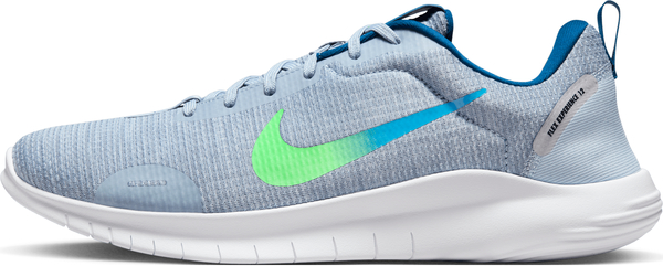 Niebieskie buty sportowe Nike sznurowane w sportowym stylu