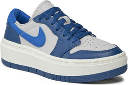 Niebieskie buty sportowe Nike z płaską podeszwą w sportowym stylu