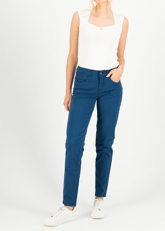 Niebieskie jeansy blutsgeschwister w stylu casual