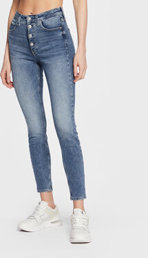 Niebieskie jeansy Calvin Klein w street stylu