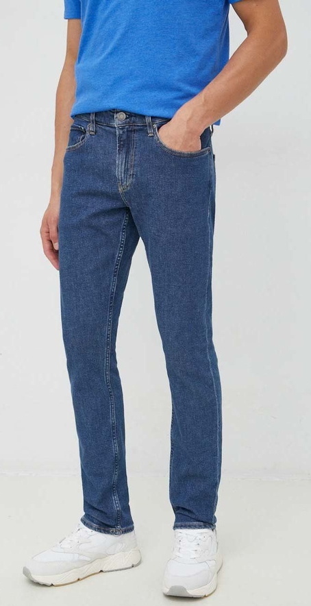 Niebieskie jeansy Calvin Klein w street stylu z bawełny