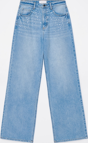 Niebieskie jeansy Mohito w street stylu
