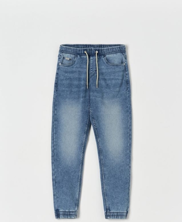 Niebieskie jeansy Sinsay w street stylu z bawełny