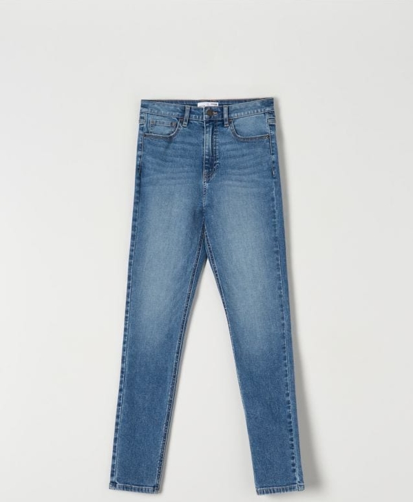 Niebieskie jeansy Sinsay z jeansu