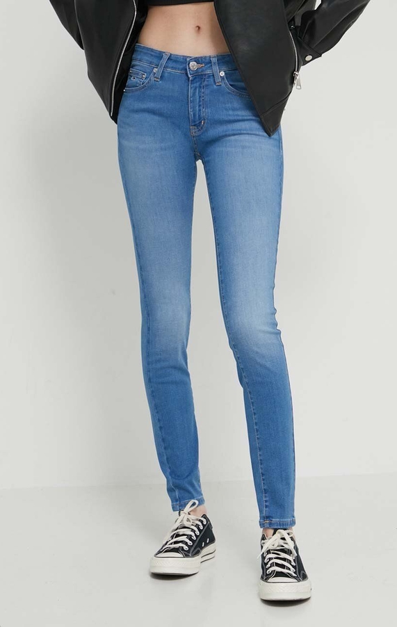 Niebieskie jeansy Tommy Jeans z bawełny