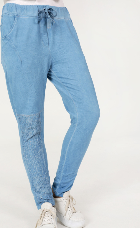 Niebieskie jeansy Unisono