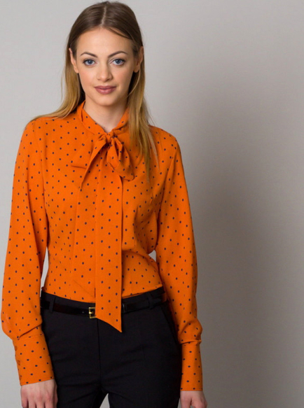Pomarańczowa bluzka Willsoor z dekoltem w kształcie litery v