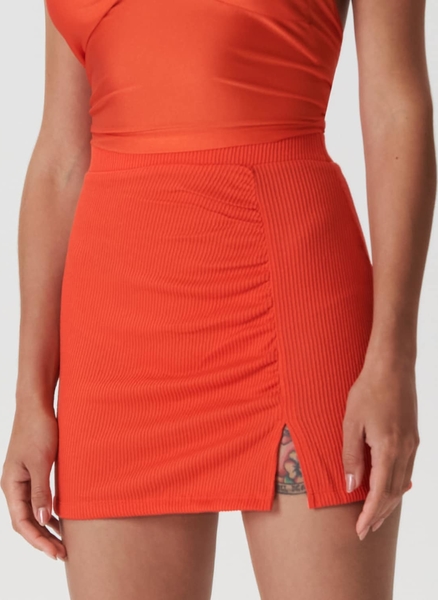 Pomarańczowa spódnica Sinsay mini