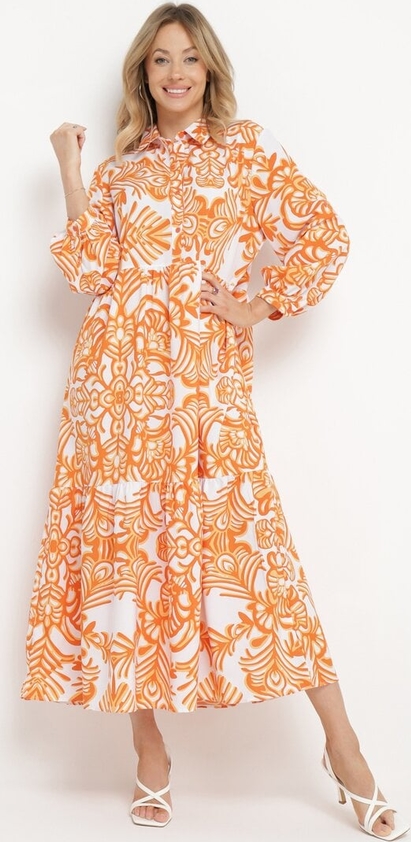 Pomarańczowa sukienka born2be z długim rękawem trapezowa z dekoltem w kształcie litery v