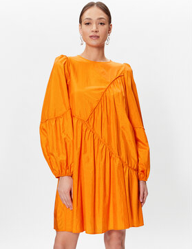 Pomarańczowa sukienka Gestuz trapezowa w stylu casual