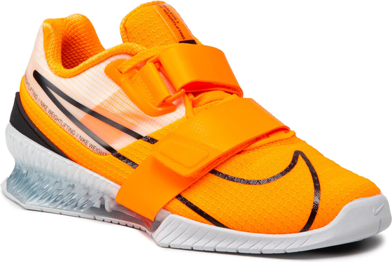 Pomarańczowe buty sportowe Nike sznurowane z płaską podeszwą w sportowym stylu