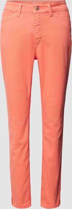 Pomarańczowe jeansy MAC w street stylu