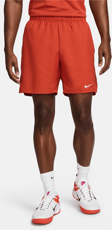 Pomarańczowe spodenki Nike z tkaniny