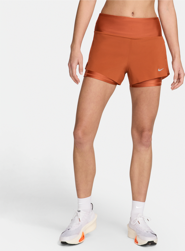 Pomarańczowe szorty Nike