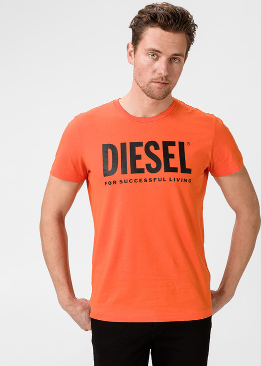 Pomarańczowy t-shirt Diesel w młodzieżowym stylu z krótkim rękawem