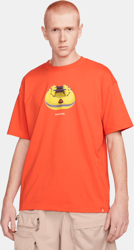 Pomarańczowy t-shirt Nike z nadrukiem