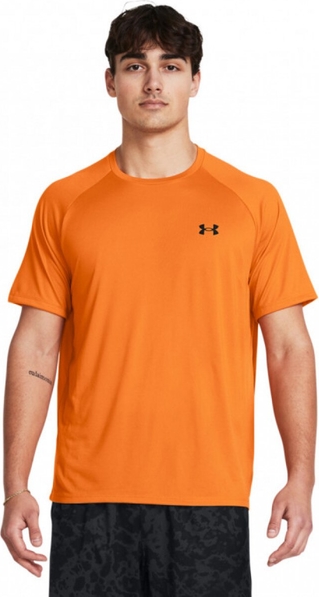 Pomarańczowy t-shirt Under Armour z krótkim rękawem w sportowym stylu