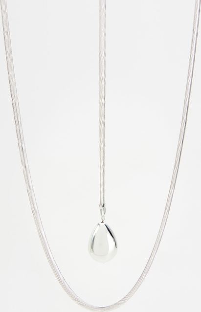 Reserved - Posrebrzany naszyjnik z zawieszką w kształcie kropli - srebrny