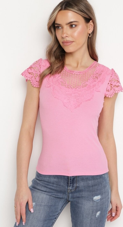 Różowa bluzka born2be w stylu klasycznym z krótkim rękawem