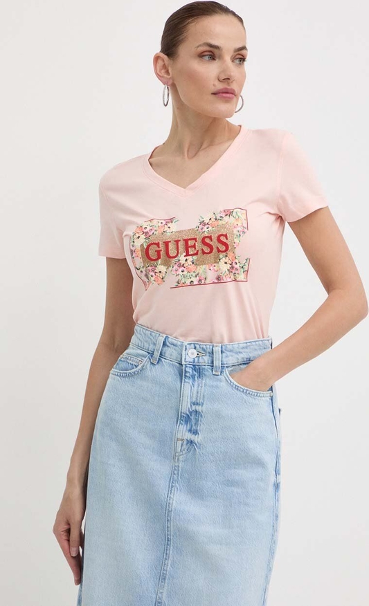 Różowa bluzka Guess w młodzieżowym stylu