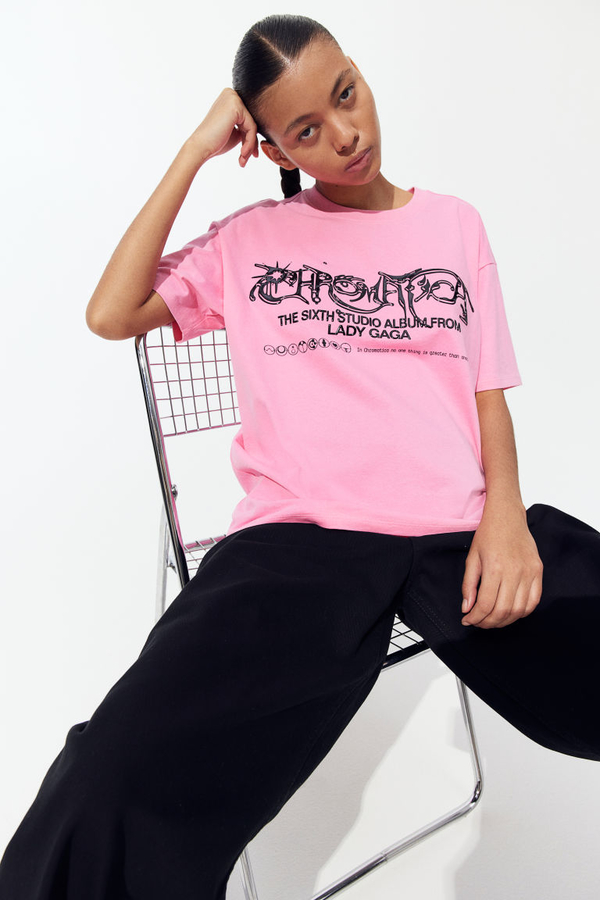 Różowa bluzka H & M w młodzieżowym stylu z krótkim rękawem z okrągłym dekoltem