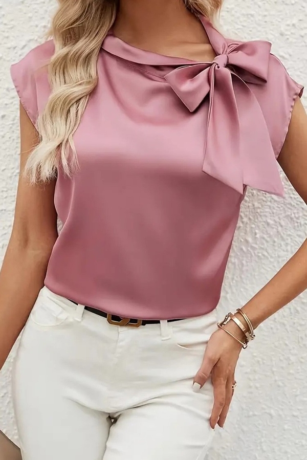 Różowa bluzka IVET z krótkim rękawem z tkaniny