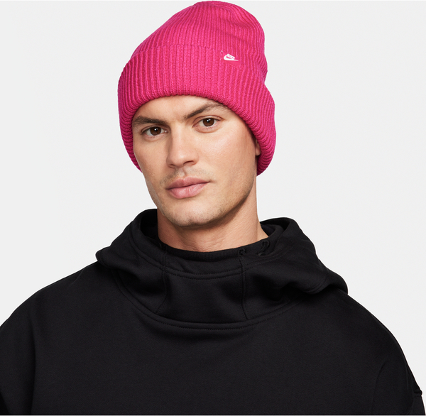 Różowa czapka Nike