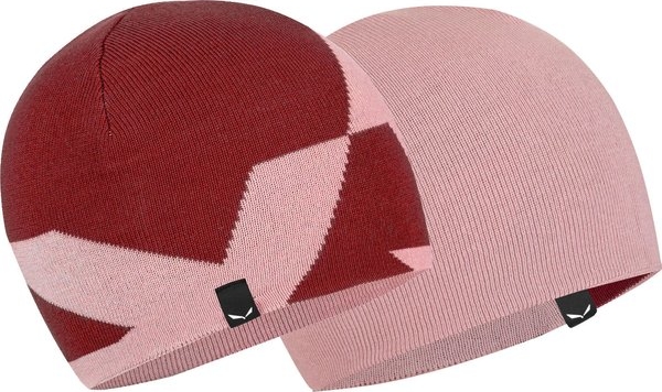 Różowa czapka Salewa